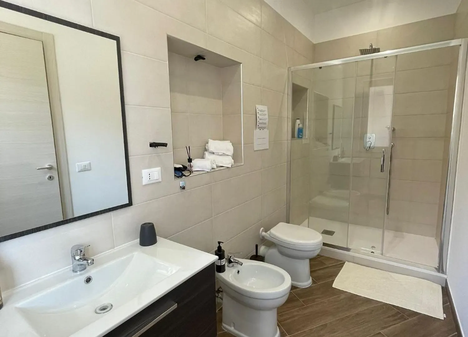 Galka Rooms Palermo 0*,  Italia